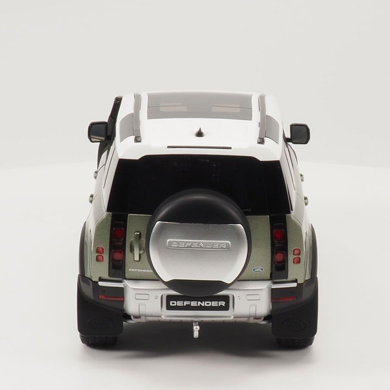 Defender 110 Scale Model 1:18 - Pangea Green