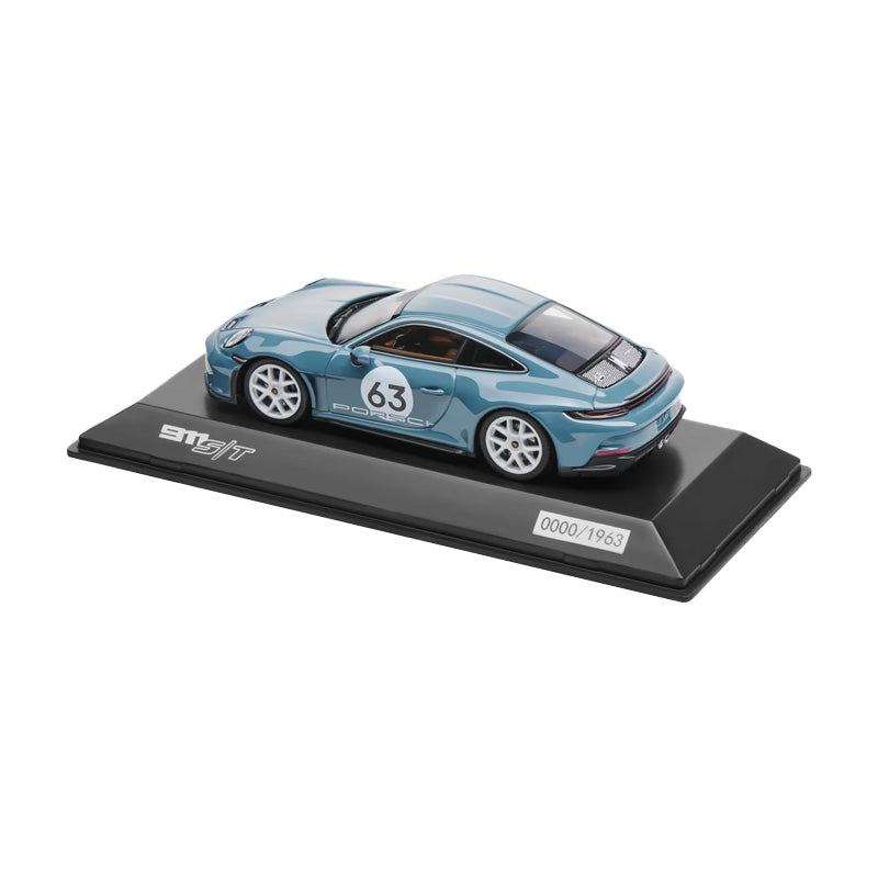 Porsche 911 S/T (992) – Limited Edition 574/911