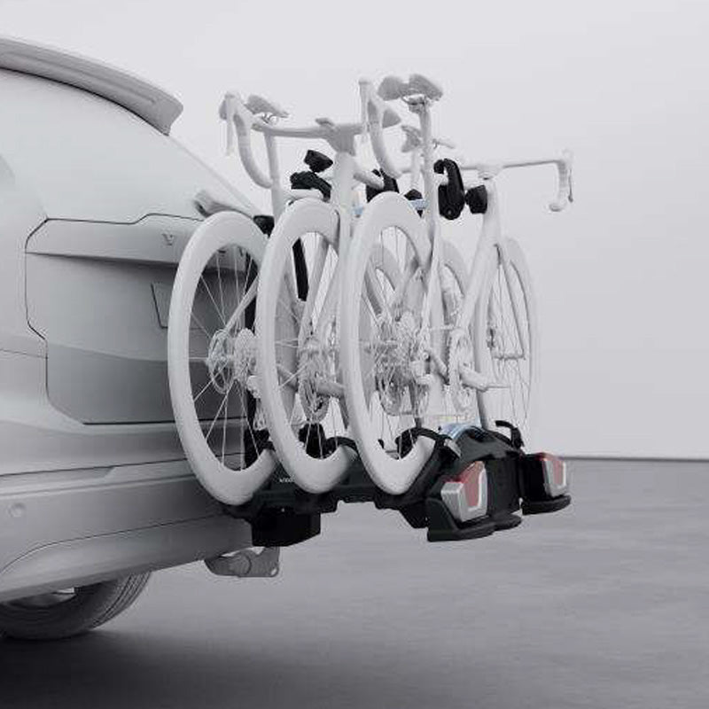 Volvo XC60 Adventure Pack - Towbar, Boot Mat & Roof Bars